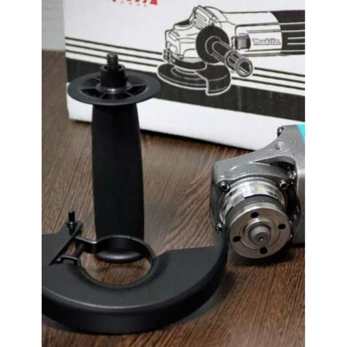 Угловая шлифмашинка Makita GA5030