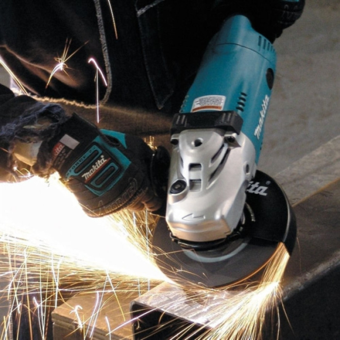 Кутова шліфмашинка Makita GA7020SF
