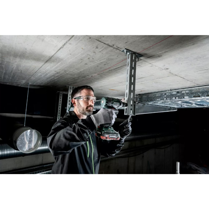 Аккумуляторный ударный гайковерт Metabo SSW 18 LTX 300 BL, 2x LiHD 4.0Ah, 0-2650 об/мин, 3750 уд/мин, макс.момент затяжки 300 Нм (602395800)