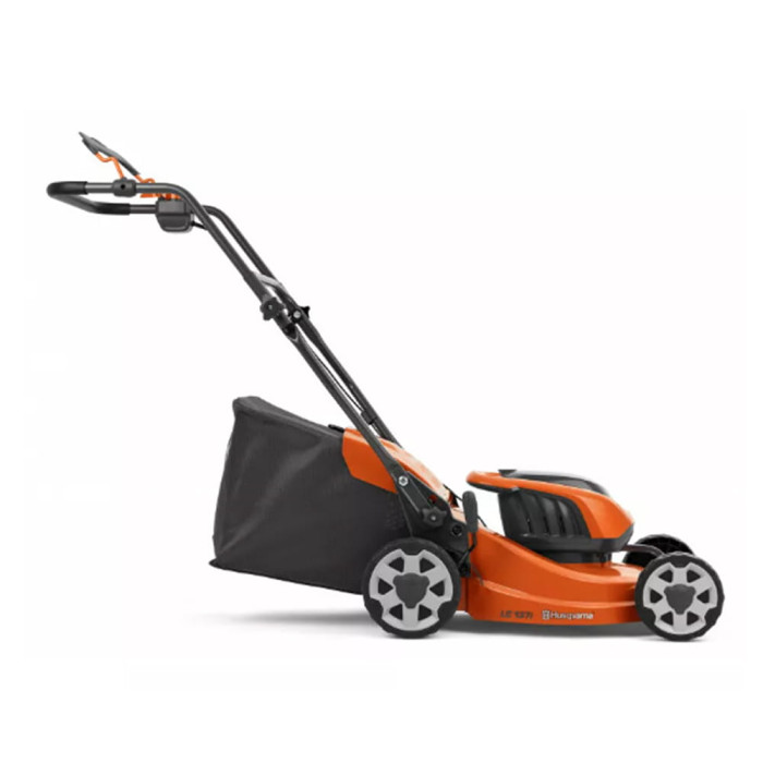 Акумуляторна газонокосарка Husqvarna LC 137i КІТ (АКБ+ЗП) (9705009-04)