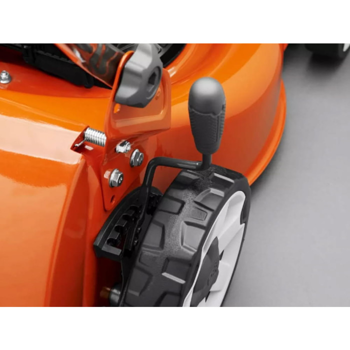 Газонокосарка електрична Husqvarna LC 141С (9670993-01)