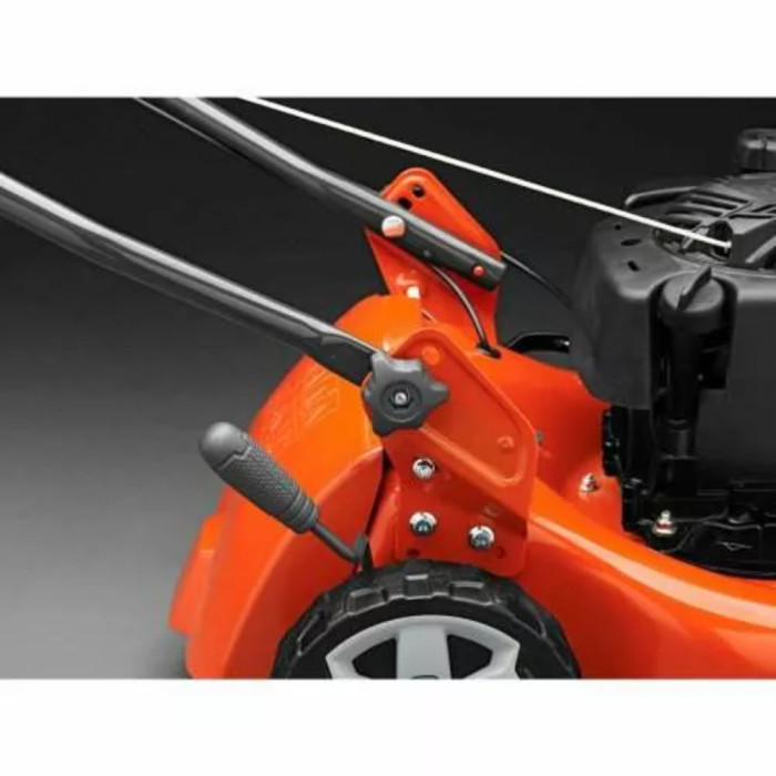 Газонокосилка Husqvarna LC 140S