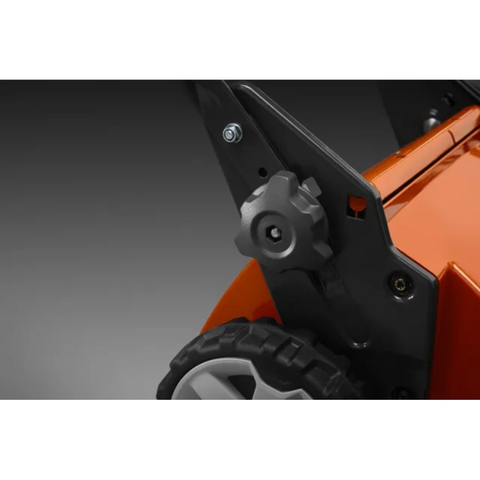 Газонокосарка бензинова Husqvarna LC 247 (9705411-01)