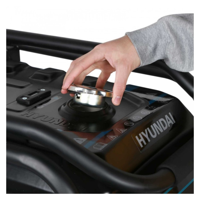 Бензиновый генератор Hyundai HHY 10050FE-3, 8 квт