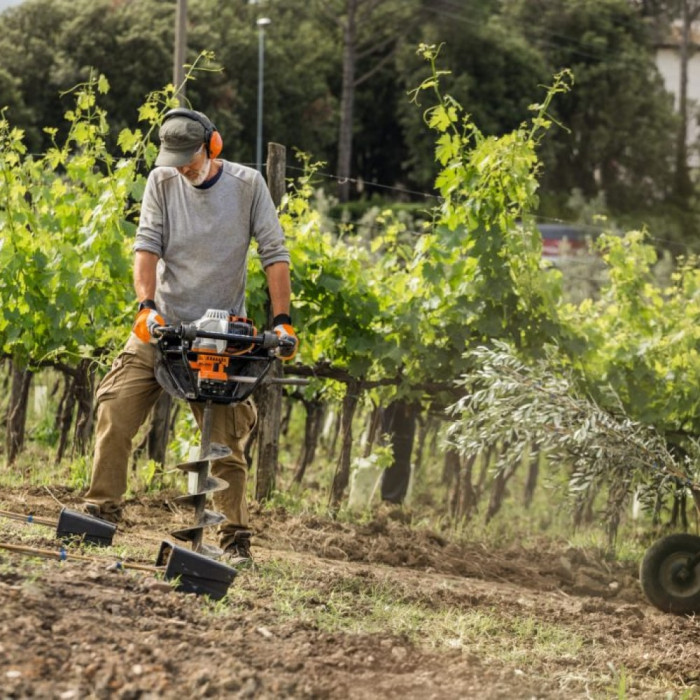 Мотобур STIHL  BT131 (43130112120)