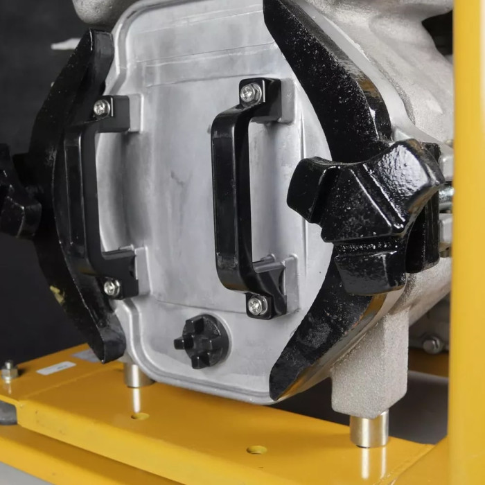 Мотопомпа дизельная для грязной воды Daishin PTD306TS
