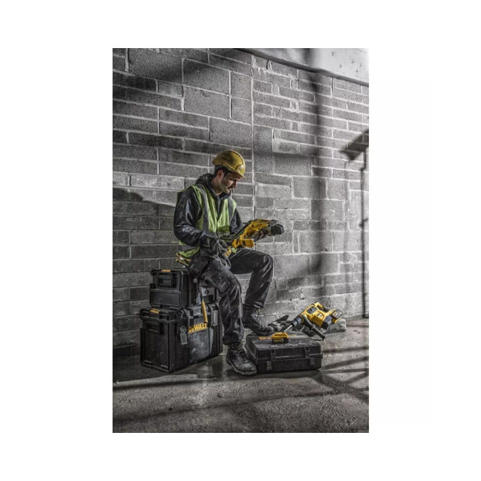 Пистолет гвоздозабивной бесщеточный аккумуляторный по бетону DeWALT DCN890N (без аккумулятора и зарядного устройства)
