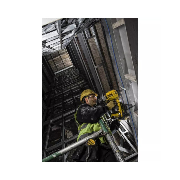 Пистолет гвоздезабивной бесщеточный аккумуляторный по бетону DeWALT DCN890P2 + 2 аккумулятора 5 Ач, ЗУ, кейс