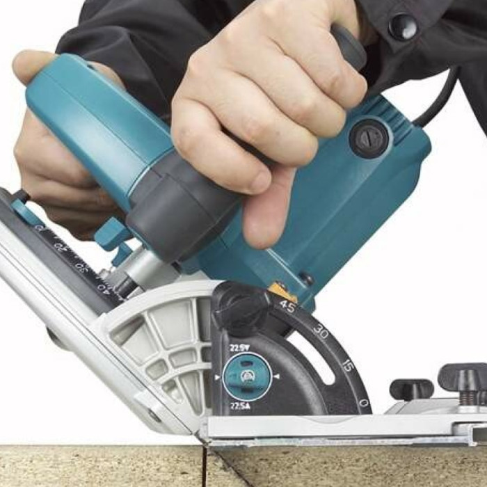 Погружная дискова пилка Makita SP6000J