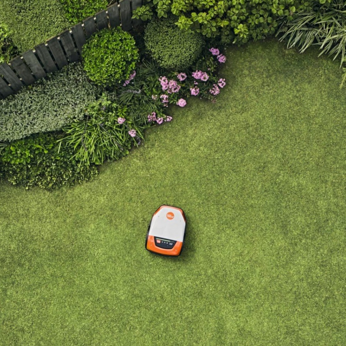 Робот-газонокосарка STIHL iMOW 6.0 (IA010111436)