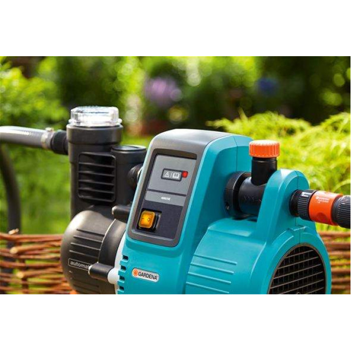 Насос автоматический Gardena Classic 4000/5E