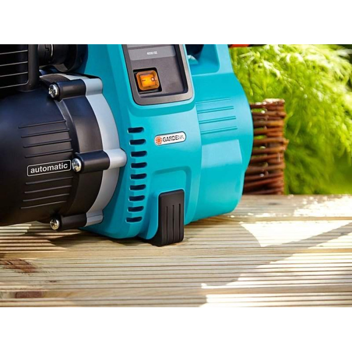 Насос автоматический Gardena Classic 4000/5E