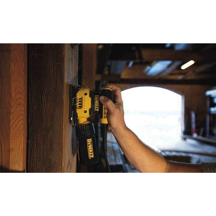 Шліфмашина вібраційна DeWalt DWE6411