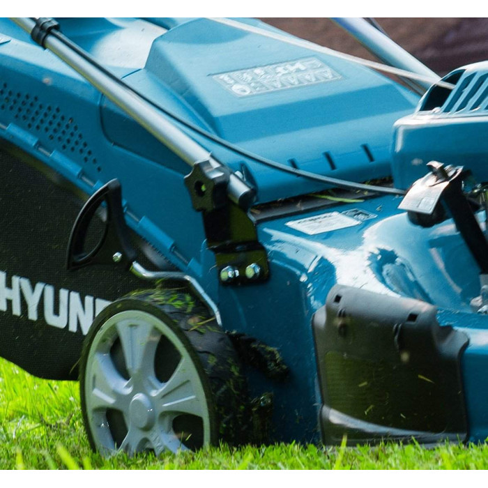 Газонокосилка бензиновая Hyundai L 5100S