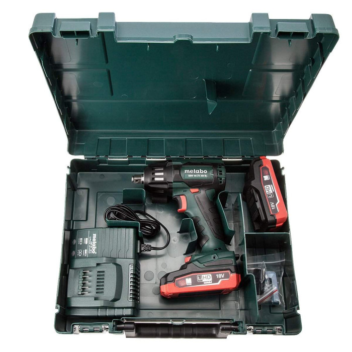 Гайковерт Metabo SSW 18 LTX 400 BL 2xLi-PowerExtreme 5.2Ач (602205650)