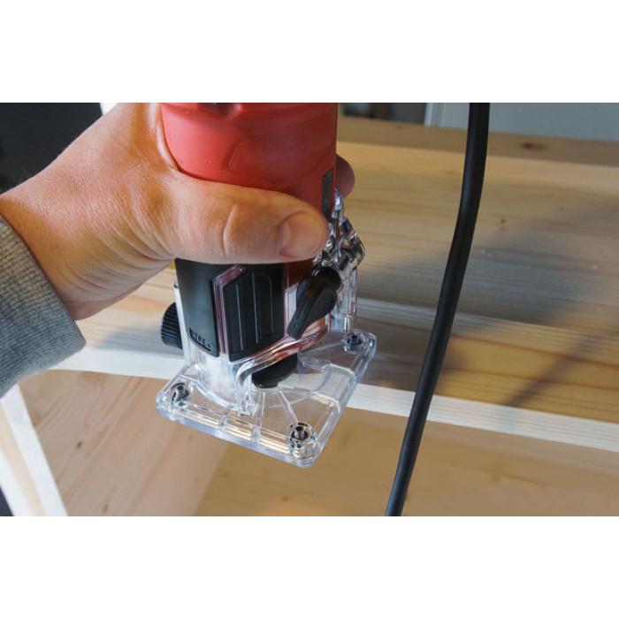 Фрезер Makita M3700