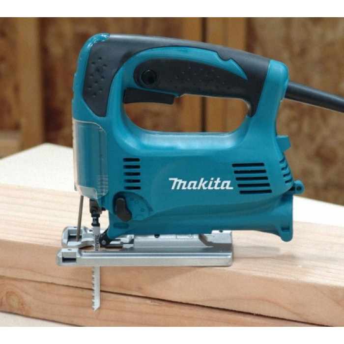 Лобзик Makita 4329