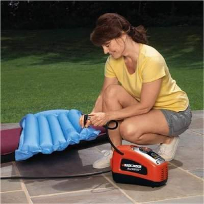 Компрессор автомобильный Black&Decker ASI300