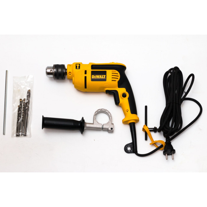 Дриль ударна DeWALT DWD024