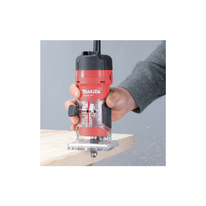 Фрезер Makita M3700