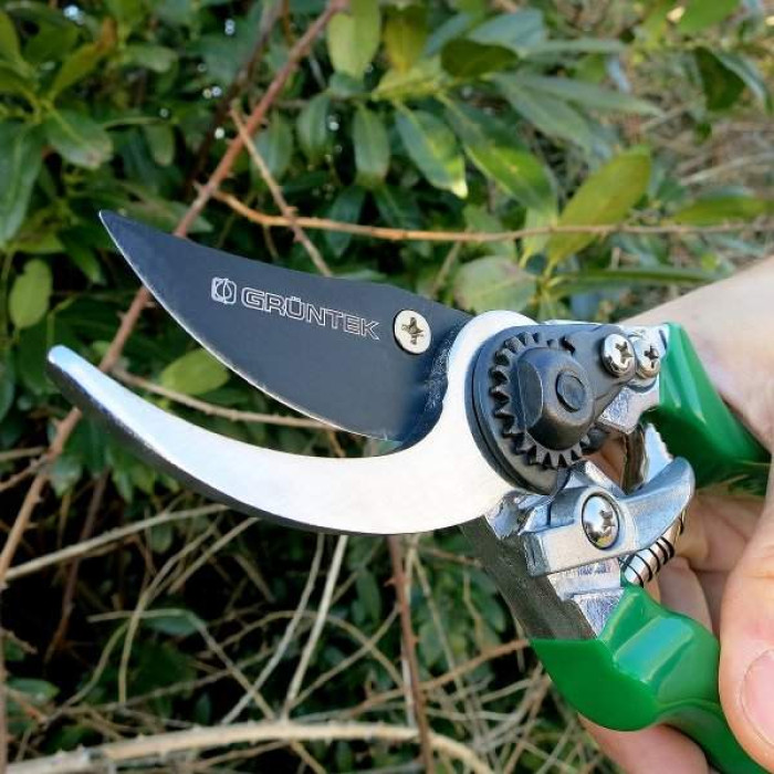 Секатор Gruntek Falke (215 мм) 295108215